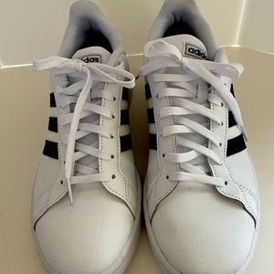 Mens Adidas Grand Court 10 1/2